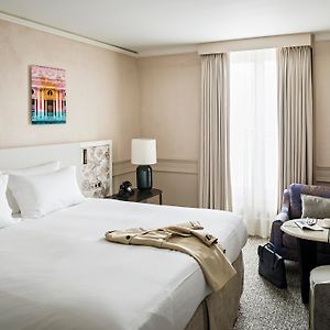 Luxe Kamer met een Queen Size Bed